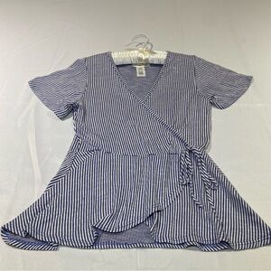 Caution To The Wind Navy and White Striped V-Neck Wrap Blouse. Women’s size M